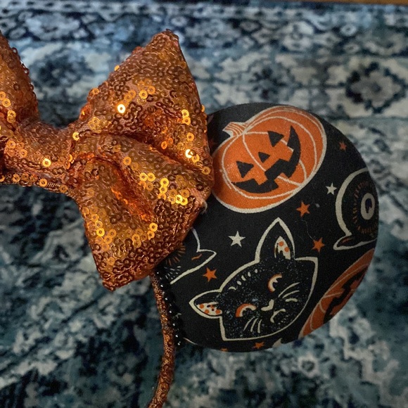 Halloween Minnie Mouse Ears - Picture 5 of 8